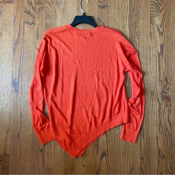 Theory orange coral asymmetrical sweater linen crew neck long sleeve medium - Picture 9 of 13